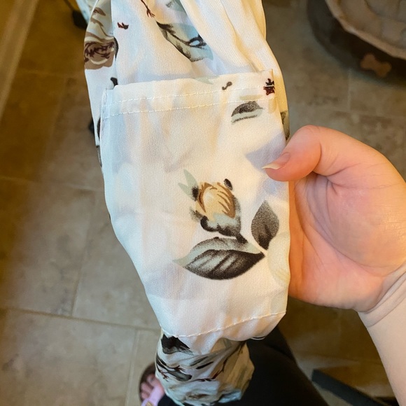 White float romper - Picture 3 of 5